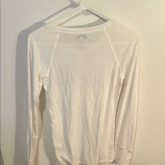Aeropostale White Henley with Gray Logo - Picture 3 of 3